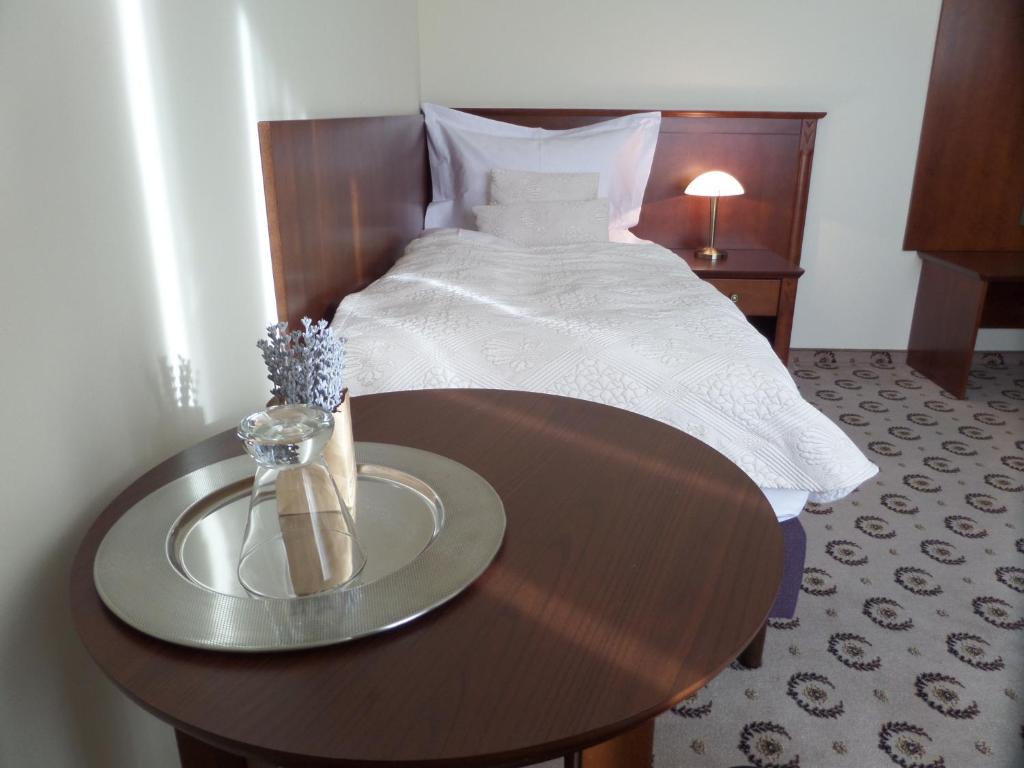 Astoria Bed & Breakfast - Single Room