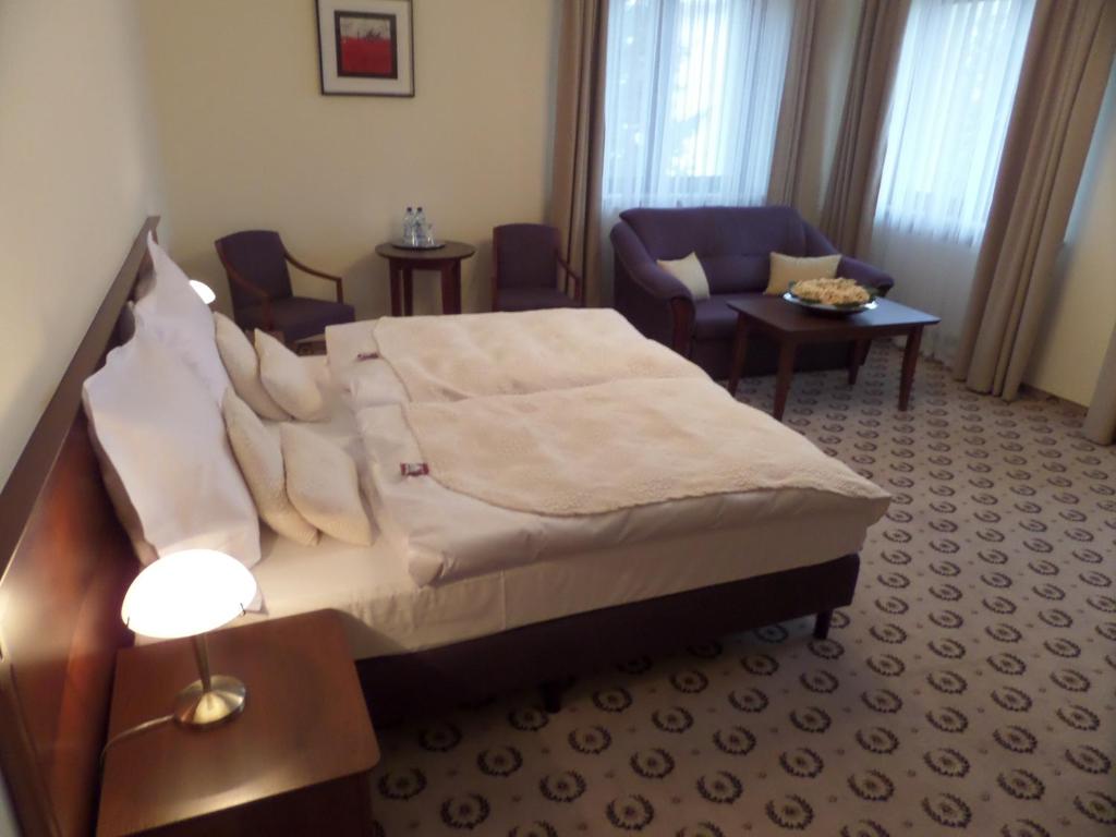 Astoria Bed & Breakfast - Comfort Triple Room