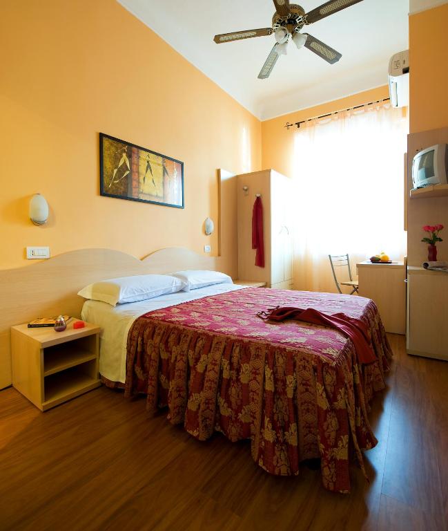 Hotel Sabatino Milan - Resim 11