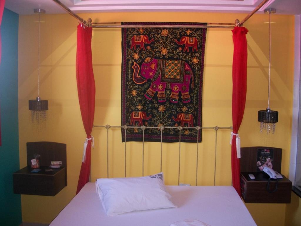  Motel Mambo - Adults Only