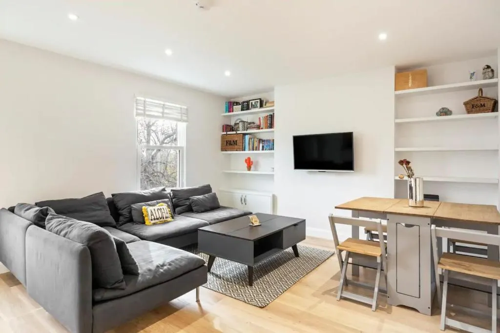 Modern And bright 1 Bedroom Apartment in Ealing, Londra, Marea Britanie