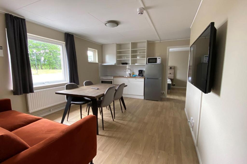 Kuchyň nebo kuchyňský kout v ubytování Hotell Vesterhavet