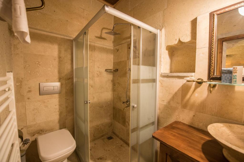 Charming Cave Hotel - 3