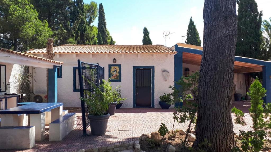 The building in which the holiday home is located