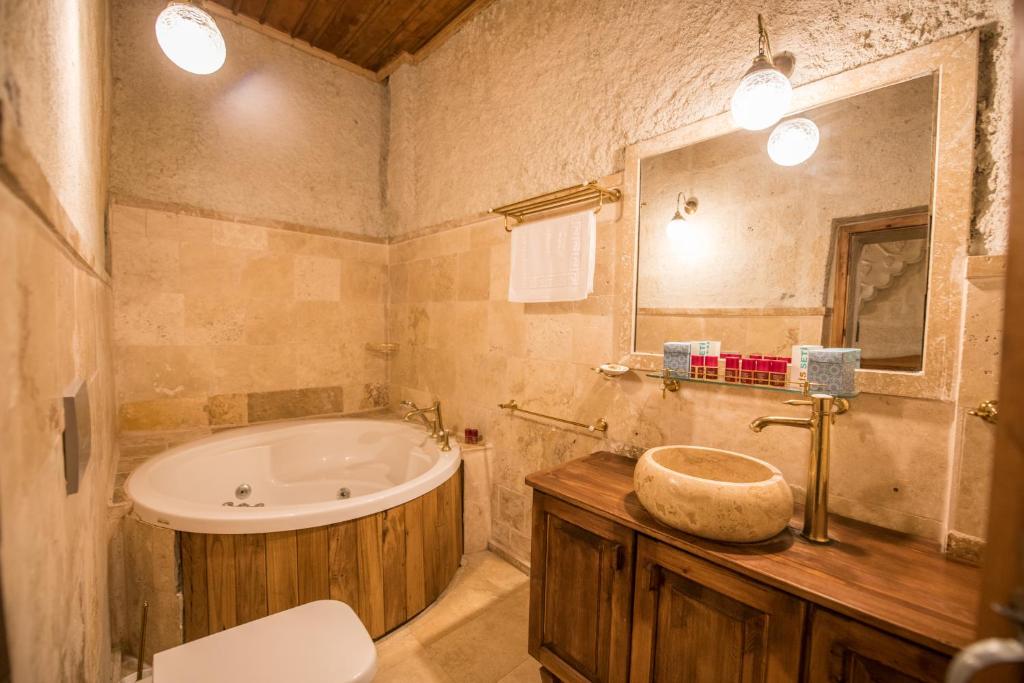 Charming Cave Hotel - 18