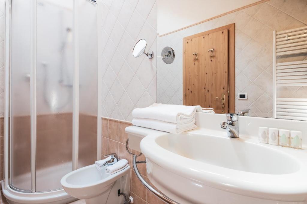 Kúpeľňa v ubytovaní Hotel Chalet Corso