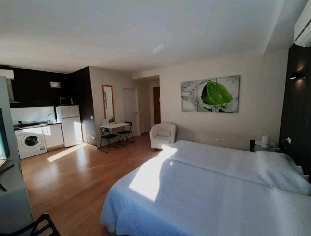 APARTAMENTOS SANTA JULIANA - Studio Apartment