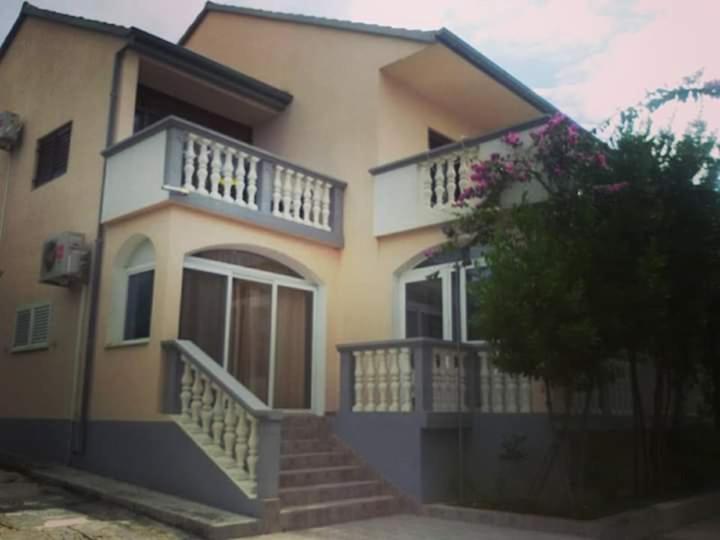Gallery image of Apartman Vukoja Pakostane in Pakoštane