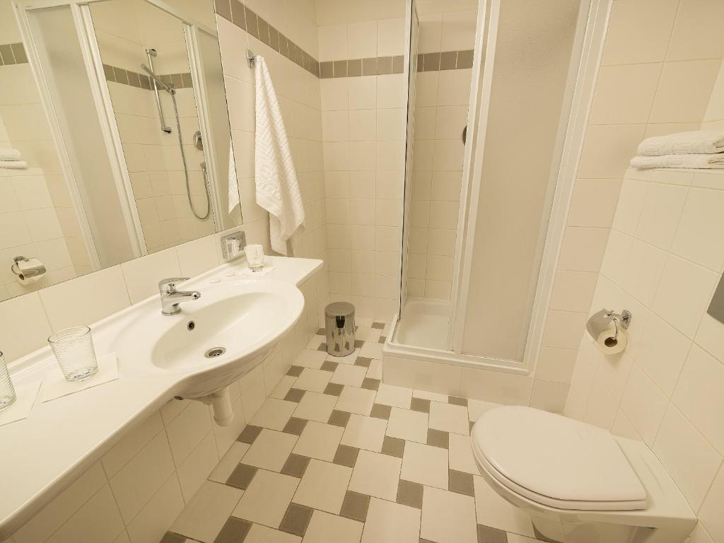 Koupelna v ubytování EA Hotel Populus