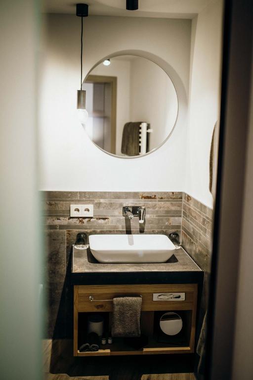 Koupelna v ubytování Burghotel Scharfenstein