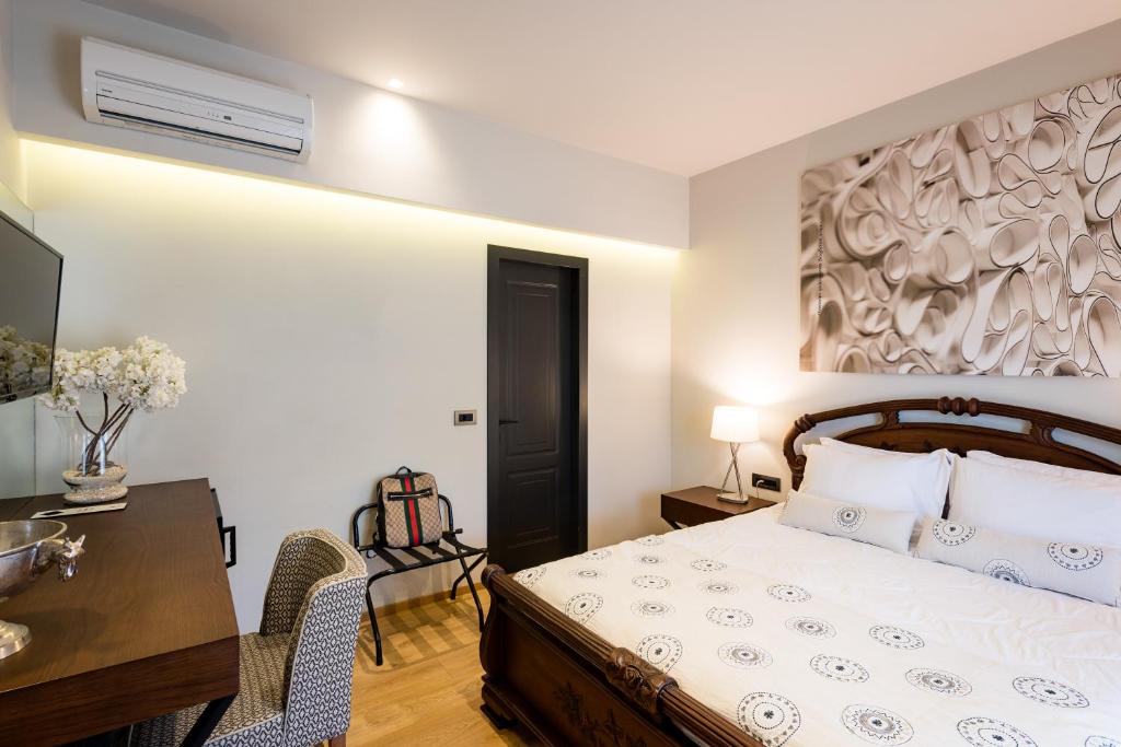 Anthemion Suites and Villas - 11