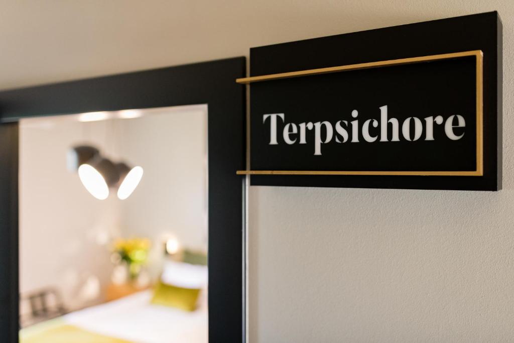 Anthemion Suites and Villas - 16