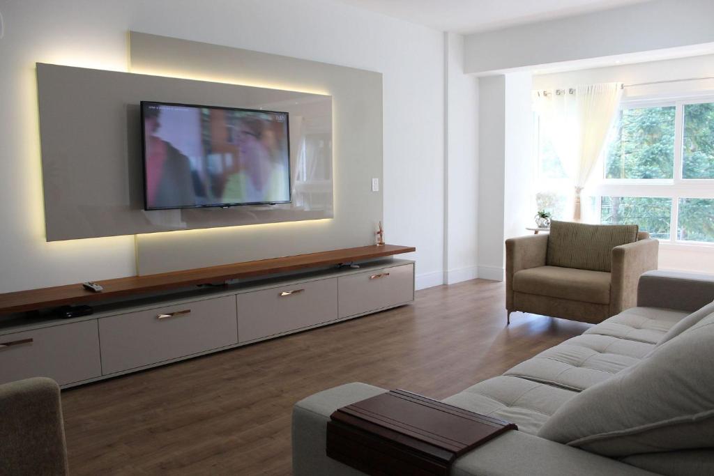 ALTOS 201A - 3 DORM. JUNTO À ALDEIA DO PAPAI NOEL!  ALTOS 201A - 3 DORM. JUNTO À ALDEIA DO PAPAI NOEL!