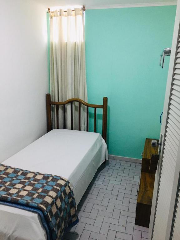  Praça da Árvore Hostel