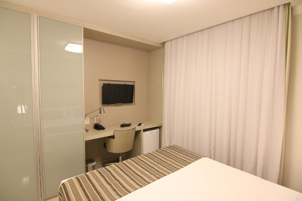  Lagoon Prime Hotel