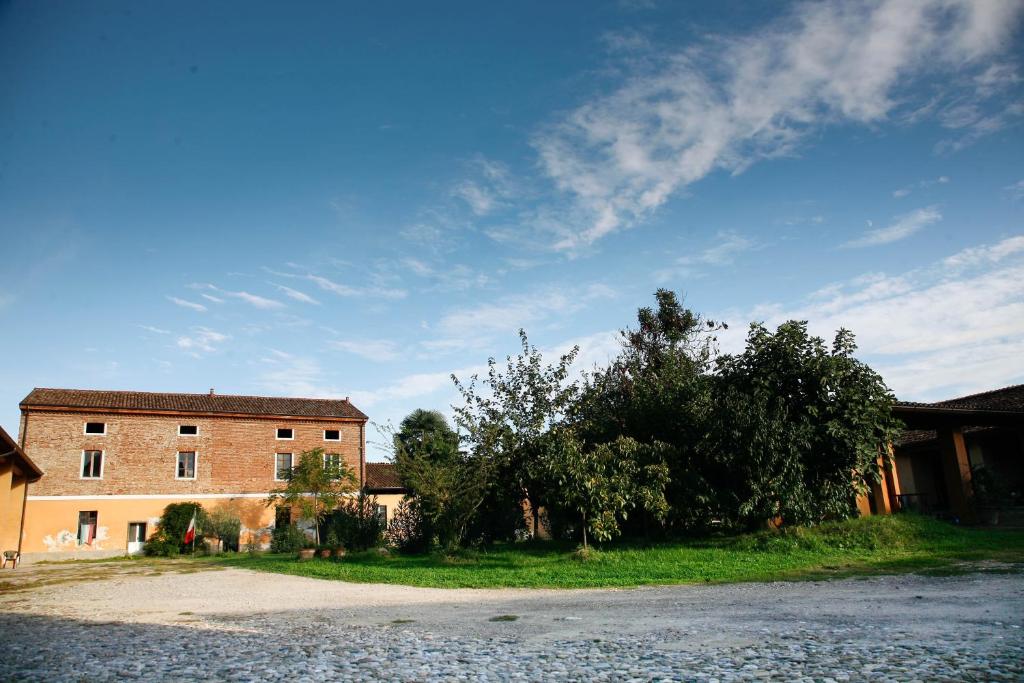 B&B Stradivari