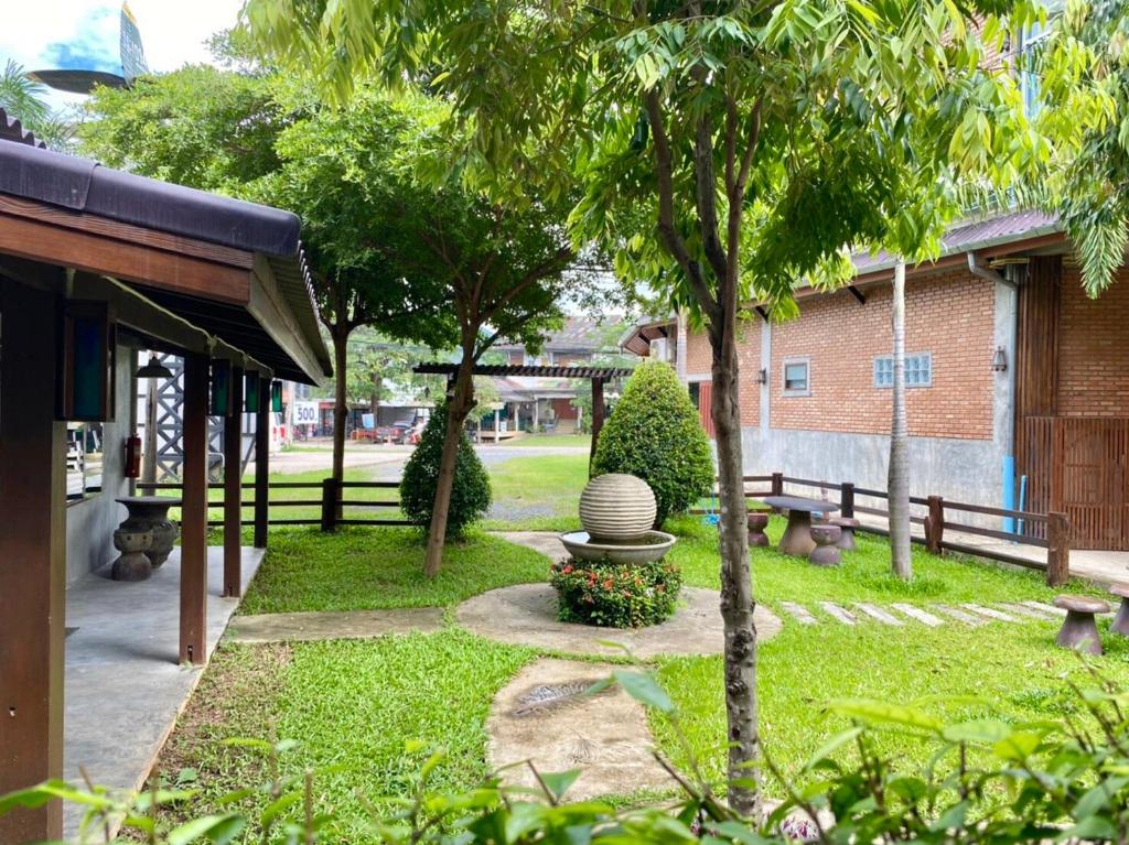 Zahrada ubytování Home Inn Pai Garden