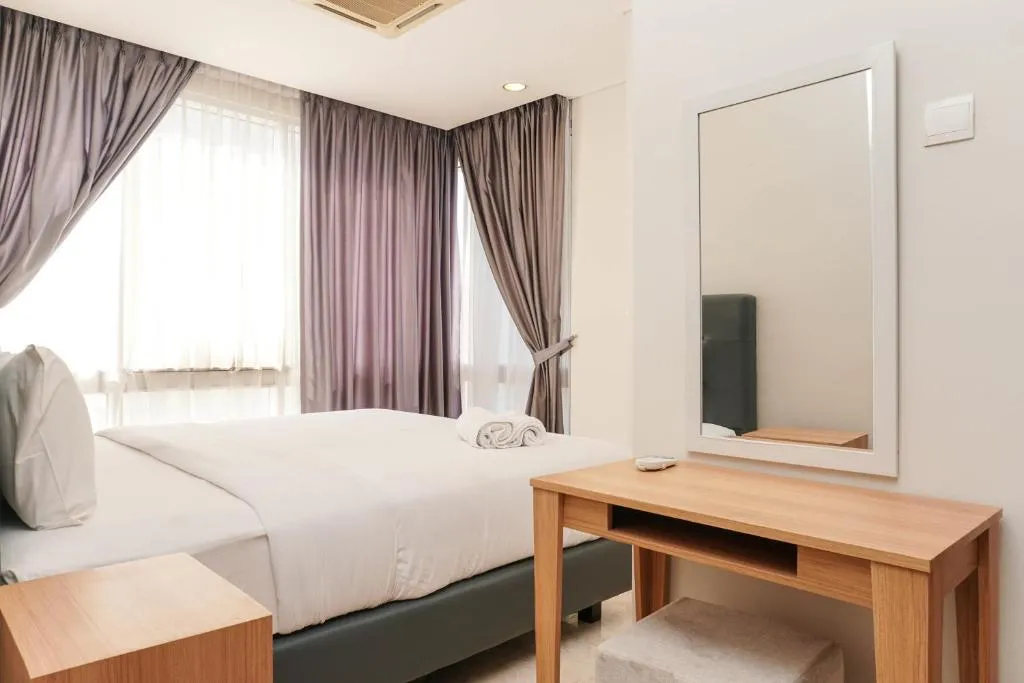 Luxurious 1BR @ The Empyreal Condominium Epicentrum Apartment By Travelio, Jakarta, Indonezia
