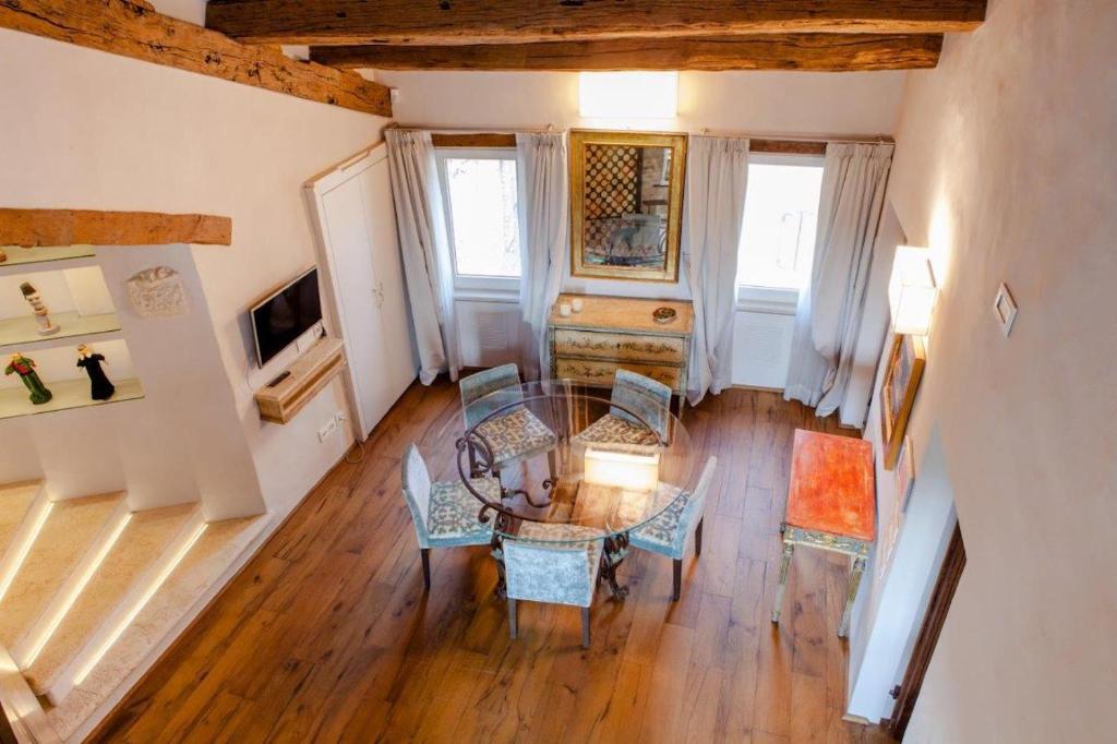 Część wypoczynkowa w obiekcie MarcheAmore - Torre da Bora, Luxury Medieval Tower
