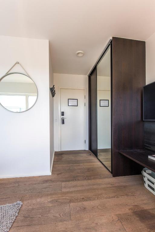 TV a/nebo společenská místnost v ubytování CPH Studio Hotel