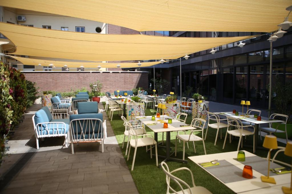 Art Hotel Szeged - Resim 39