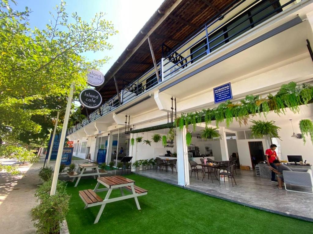 Budova, kde se hotel nachází