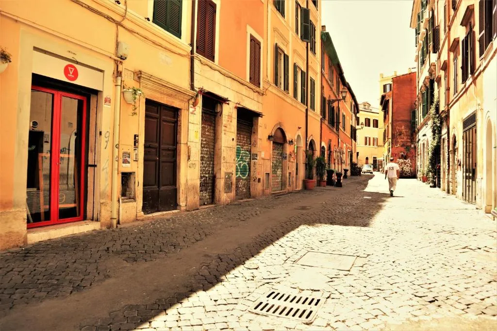 Vicolo Del Cinque App, Roma, Italia