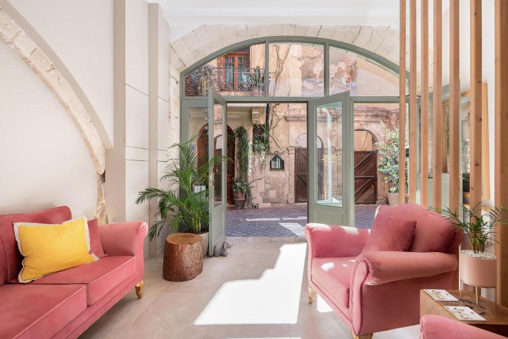 Istumisnurk majutusasutuses Viaggio Elegant Rooms