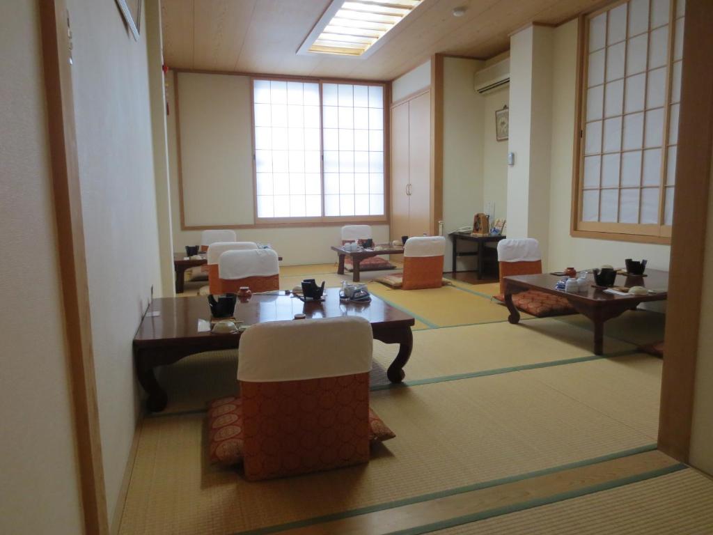 Posezení v ubytování Shima Onsen Ichigekan