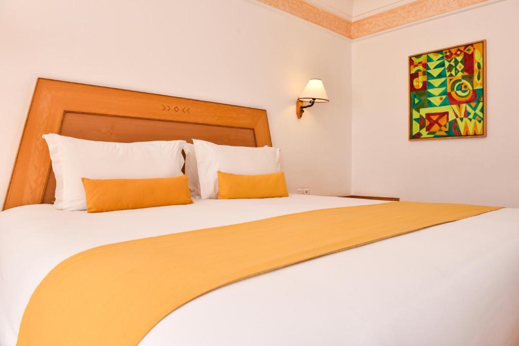 Cama o camas de una habitación en Hotel Timoulay and Spa Agadir
