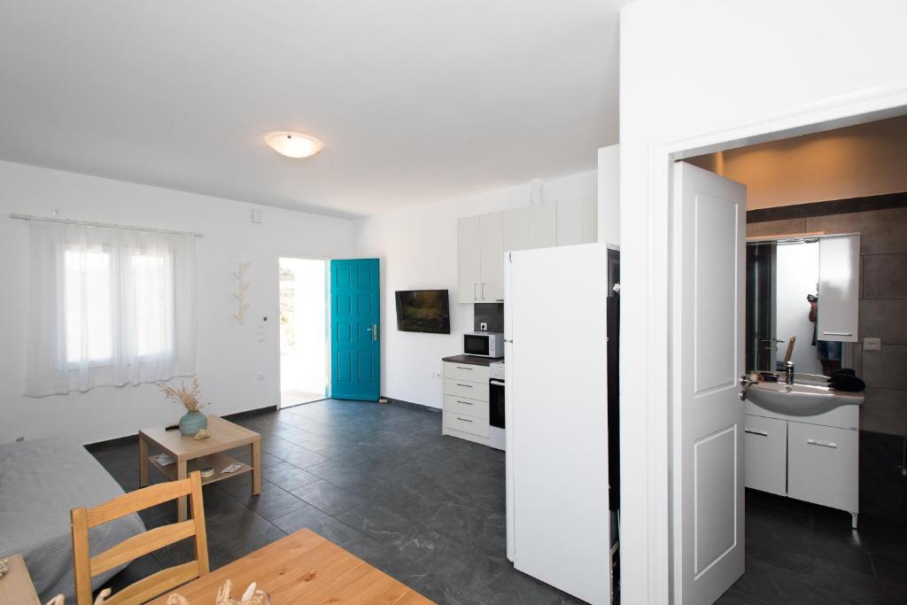 Kuchyň nebo kuchyňský kout v ubytování A&A House Mykonos B