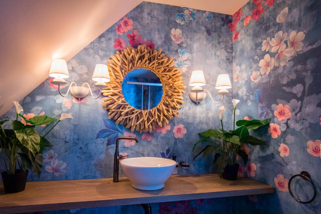 The Henry Self Check-In Guesthouse - Resim 27