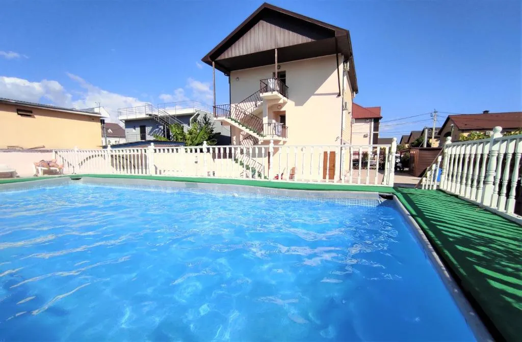 Karat, Adler, Rusia