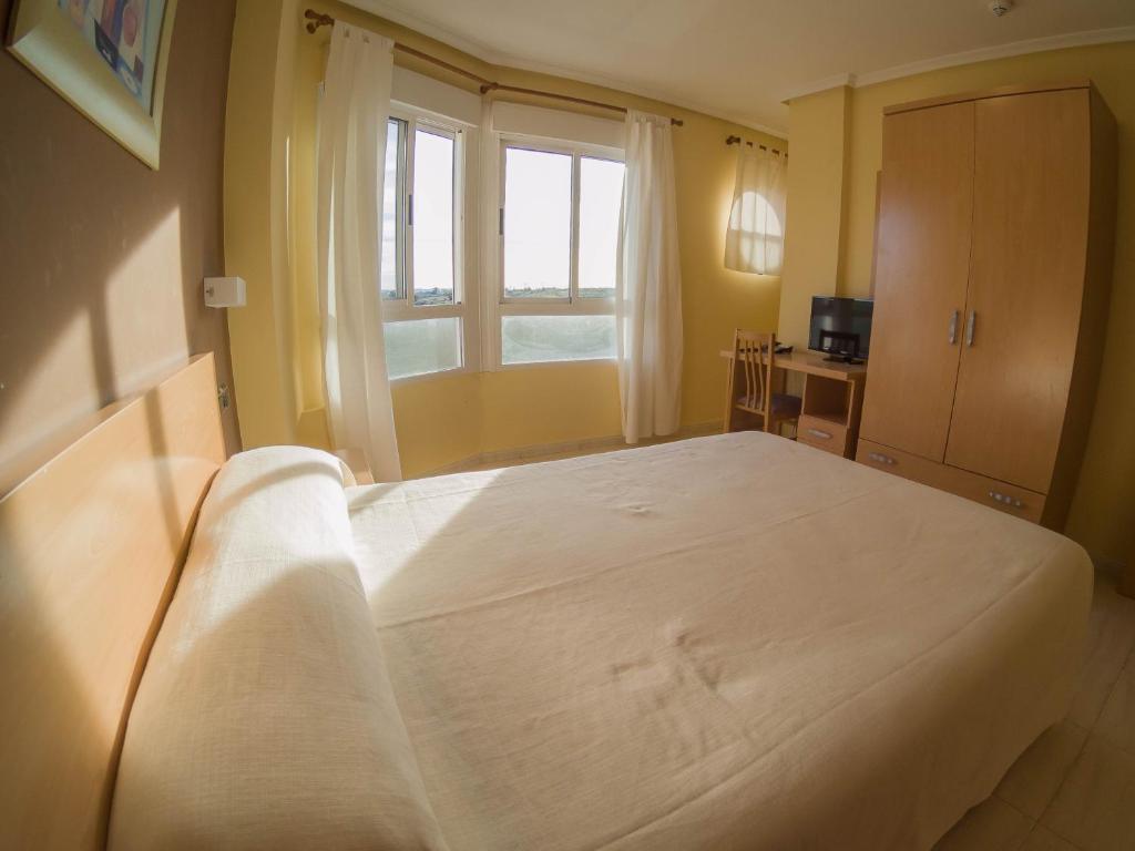 Hostal Meseguer, El Alted – Updated 2023 Prices