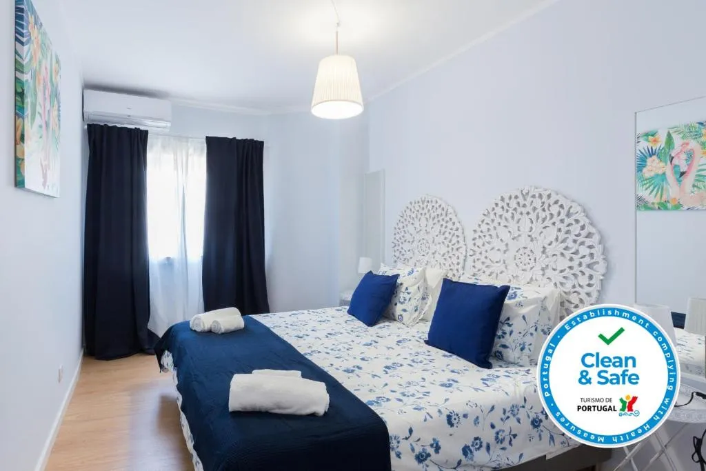 Modern Charmy Flat - City Center by Host Wise, Porto, Portugalia