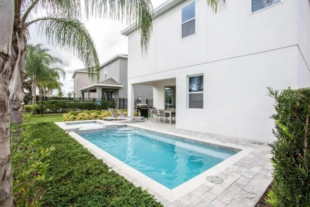 Amazing Vacation Single Home with 5Suites and private pool EC7590, Orlando, Statele Unite ale Americii