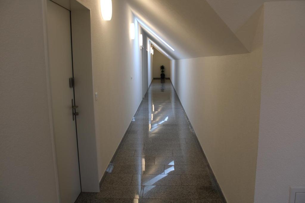 Business Apartment Turgi - Single Room With Shower