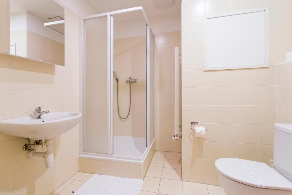 Koupelna v ubytování Hotel Gól garni