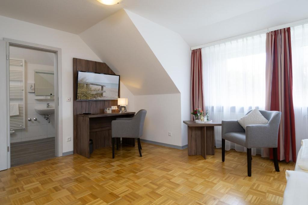 TV a/nebo společenská místnost v ubytování Hotel Grosse Klus
