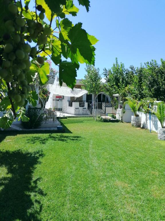 VILLA DINA (Kalidonia, Chania, Crete 730 06)
