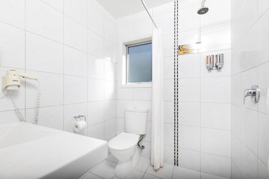 Beach Street Motel Apartments - Resim 25