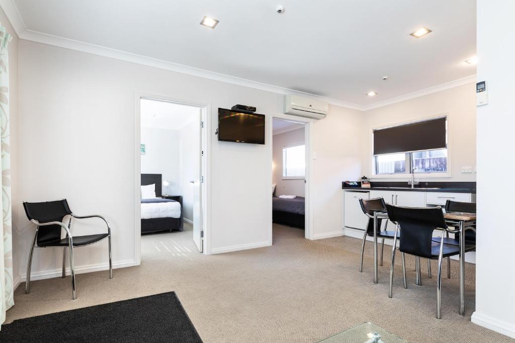 Beach Street Motel Apartments - Resim 21