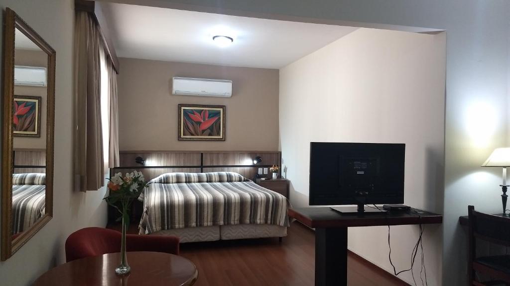  Castel Plaza Hotel