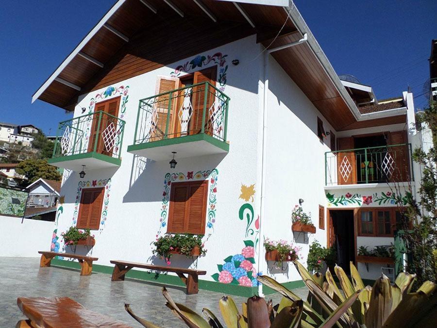  Pousada Monte Suiço