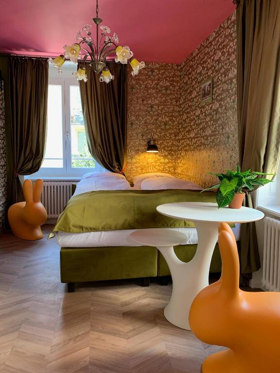 The Henry Self Check-In Guesthouse - Resim 17