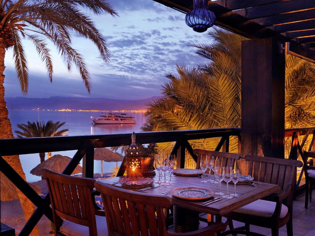 Restaurace v ubytování Mövenpick Resort & Residences Aqaba