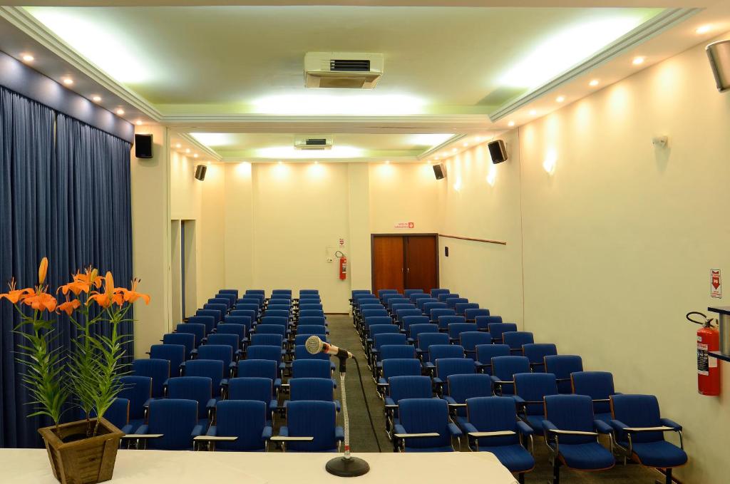 Castel Plaza Hotel
