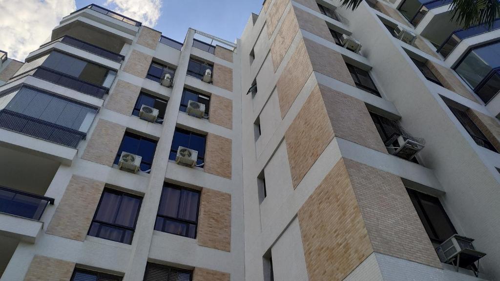  Ap Riviera uma quadra da praia