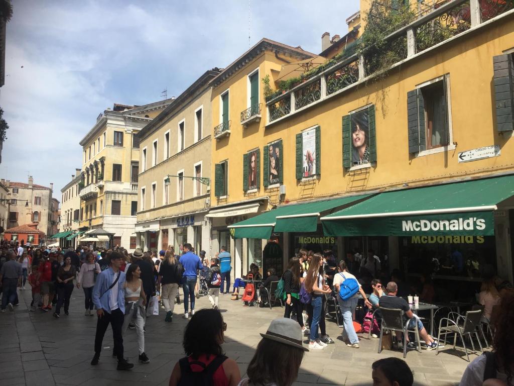Hostia v ubytovaní MORI 1 CON BELLA VISTA NUOVO APPARTAMENTO