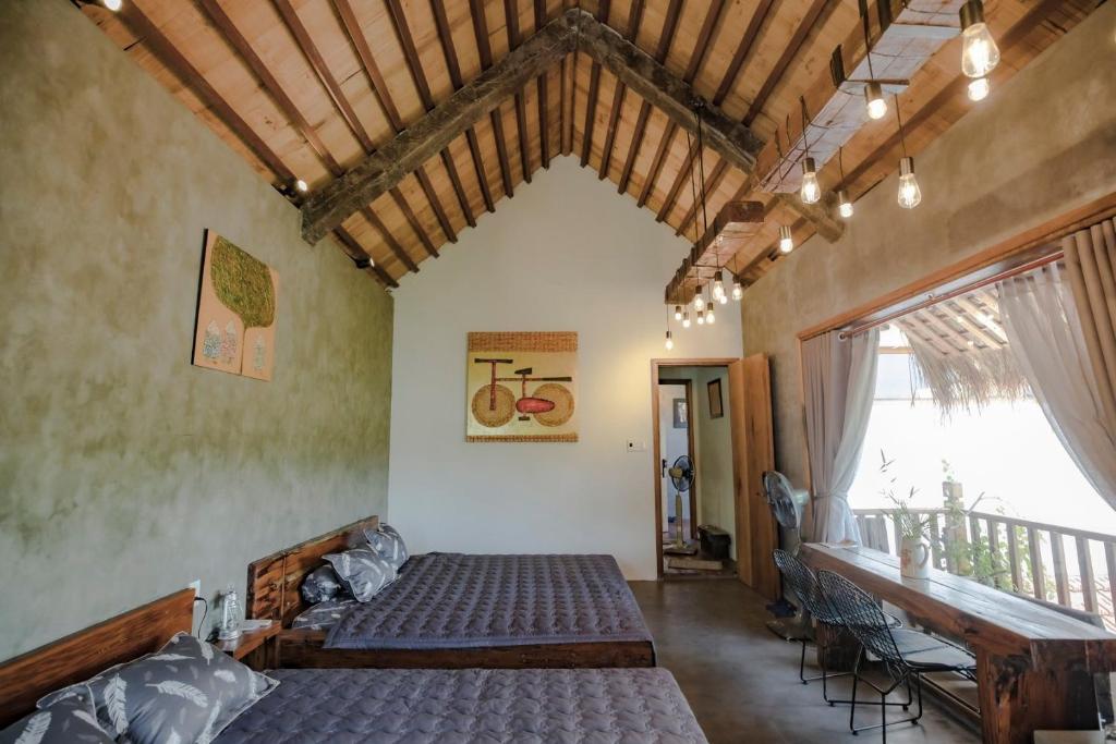 Cat Homestay - Chambre Royale Avec Balcon